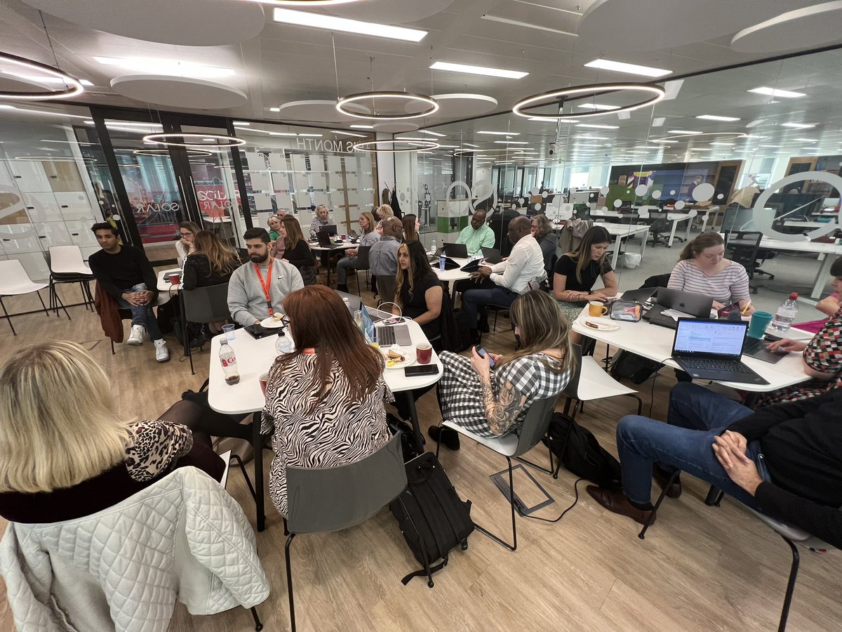 Rob_Stirling's tweet photo. Another piece or normality returned yesterday where I was able to host our first team meeting in person with the whole @Justice_Digital Portfolio and Controls Team. It was great to see so many new and familiar faces and to start working collaboratively on improving things https://t.co/zqoNNBs3AH