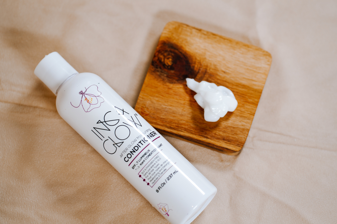 incaglow's tweet photo. Our daily hydrating conditioner is enriched with cottonseed oil, organic kernel oil which is known for its fatty acids moisturizing the hair. Infused with calamus, chamomile and aloe leaf extract. This conditioner hydrates, detangles, protects and provides shine to the hair. ✨� https://t.co/mBBnIaxRdY