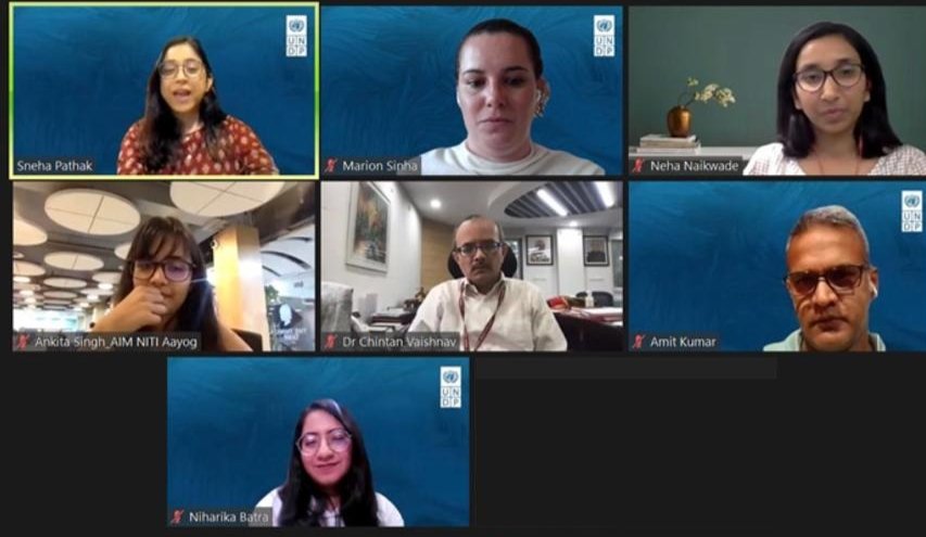 Sneha__Pathak's tweet photo. The @YouthCoLab 🇮🇳 Finale happened today, marking the last day of the month long #NationalInnovationDialogue of celebrating, catalysing and amplifying #youthinnovation in #climateaction!
And @iamMostlySane was there! 🎉

👀 here: https://t.co/sX1HLUyLJh

#youth4climate https://t.co/e0WZ8I7uiq