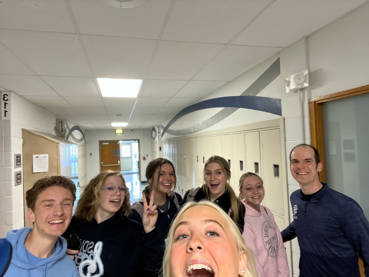 DIG IS GOING INTO THE FINAL FOUR FOR QUIZ BOWL!!! 💪🏼💪🏼No matter the outcome we are so so proud of all the families and their great efforts during this competition!! #rolldig