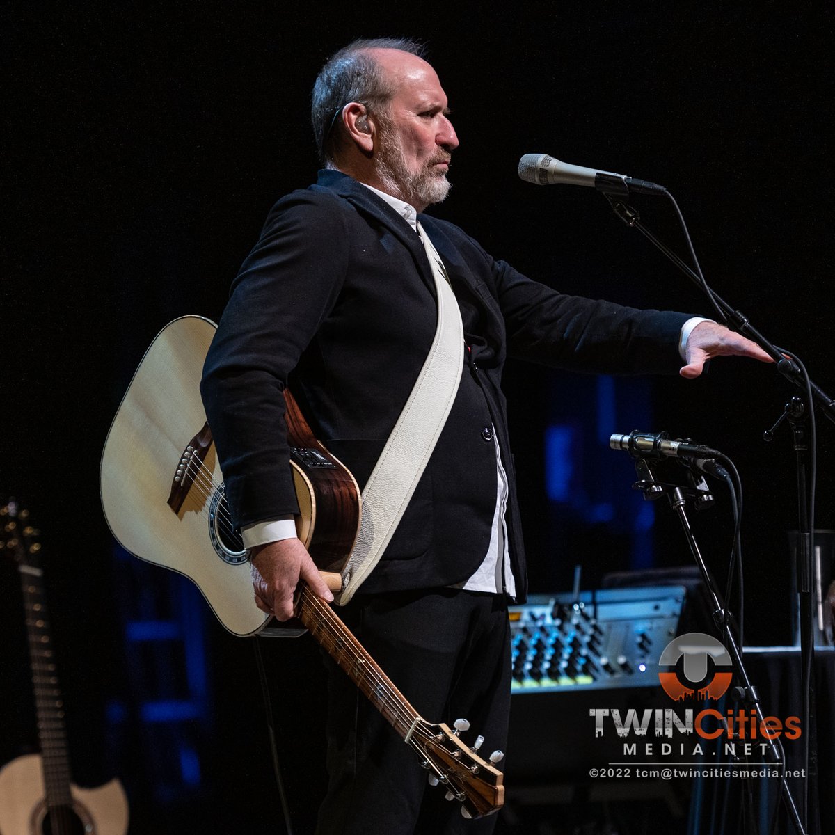 TCMdotnet's tweet image. We can't confirm or deny that @ColinHay waited behind the curtain for 2 years, his show at the Pantages @hennepintheatre  was a delightful blend of songs and storytelling
bit.ly/3NfJmcF