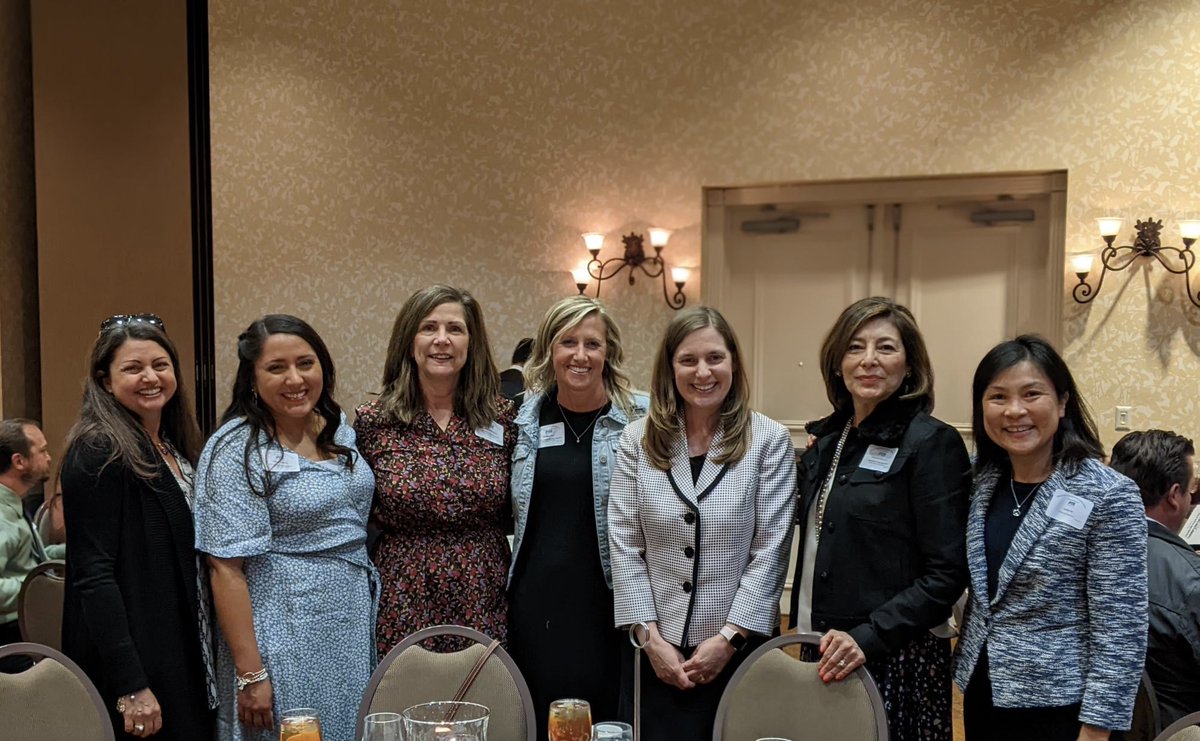 IndependenceES's tweet photo. Yesterday we celebrated Bethany Fork at the LISD PTA Founders Day Dinner!  She received the 2021-2022 Independence PTA Lifetime Member Award. Thank you  Independence ES PTA and Mrs. Fork for all you do for our Eagle Family! https://t.co/E5TRjO4FUT