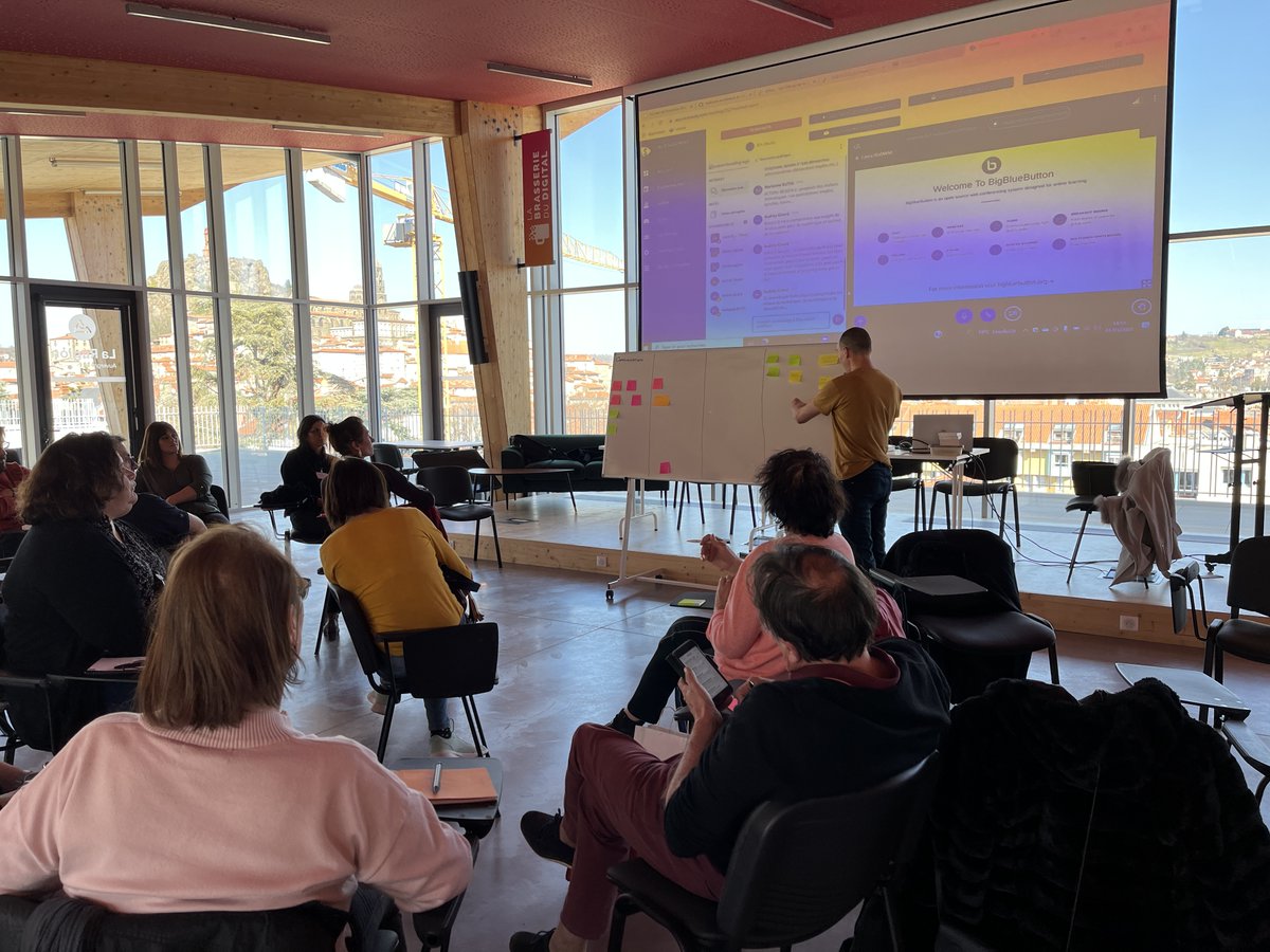 brasseriedigit's tweet photo. 👥 Hier, nous avons reçu les acteurs de l’inclusion numérique en Haute-Loire à l’occasion d’une journée de rencontres, en partenariat avec Campus26 et le Département de la Haute-Loire.
Merci à tous pour votre participation ! 👏 https://t.co/zXTB3UEqzH