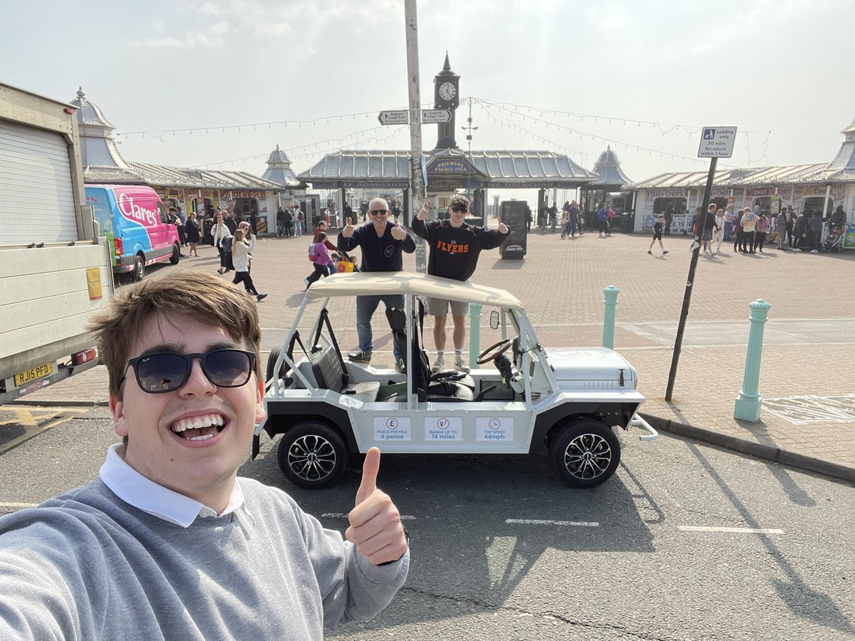 Our marketing team have had a brilliant day with the NOSMOKE in Brighton today! Who wants some NOSMOKE content? #funformilesperhour
#brightonbeach
