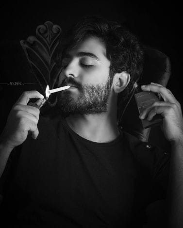MuhammadMuben0's tweet photo. -مجبوریاں مت بتاؤ،🥀
تسلیم کرو کہ تُم  بےوفا ہو!!-🖤
#قومی_زبان https://t.co/7iqh4hbx4a