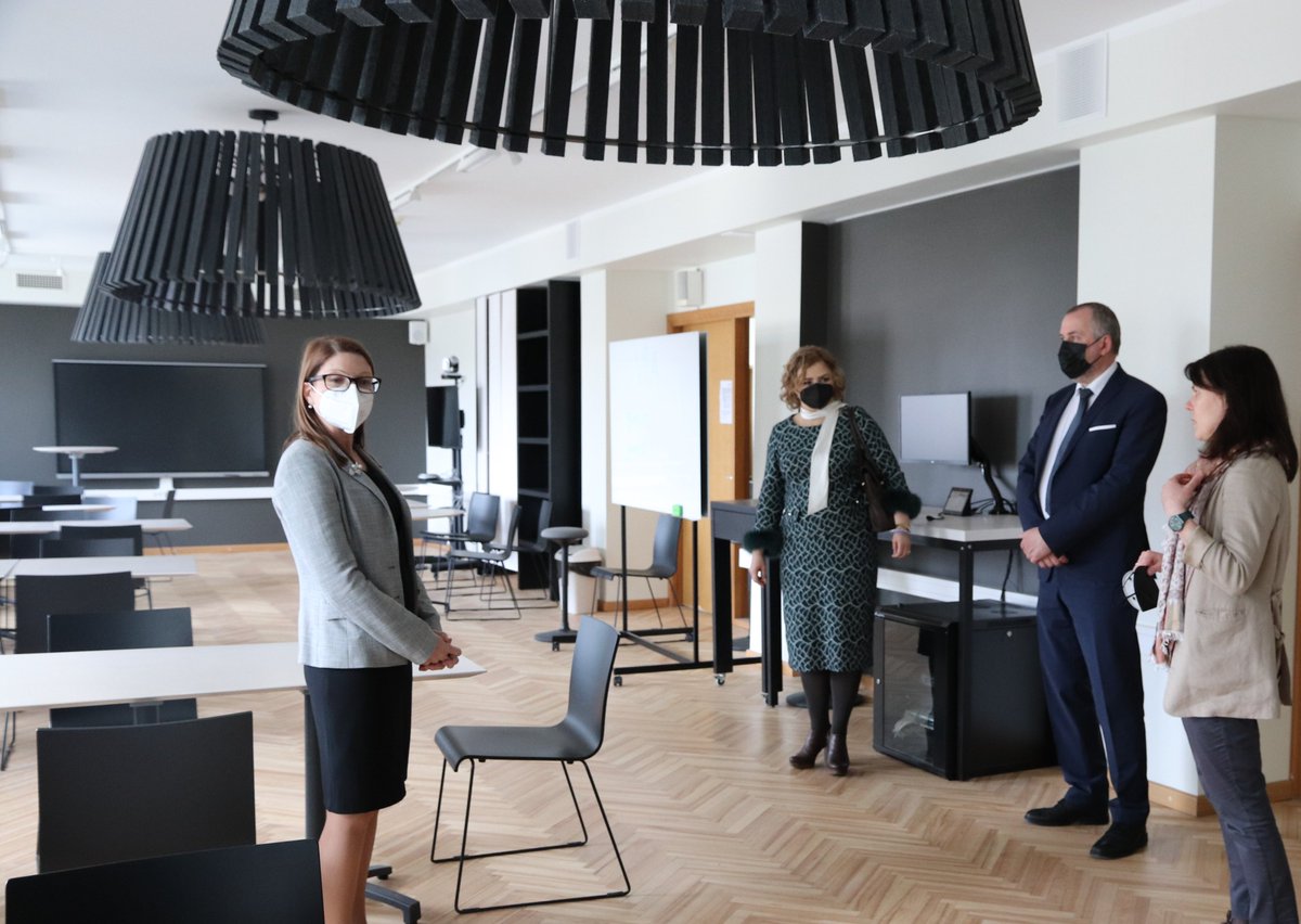 We were very glad to welcome the Ambassador of the  Republic of Poland in Latvia <a href="/M_Michaliszyn/">Monika Michaliszyn</a> at <a href="/ViA_eng/">Vidzeme University</a> today. This week we already had a pleasure to meet our partners from 🇵🇱 and now we can close this week with strengthening our international ties and cooperation again 🇱🇻🇵🇱