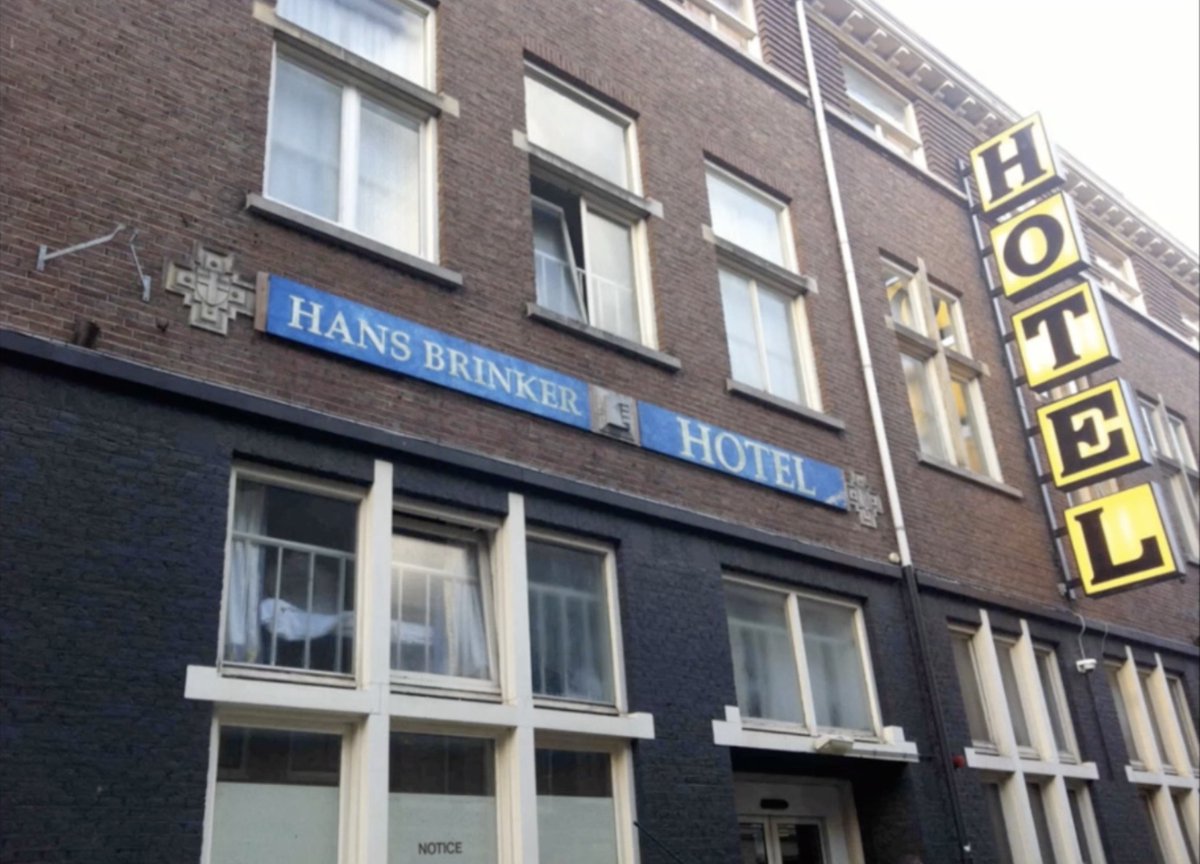 RobButler's tweet photo. @AlxSabourin @MelanieSulliva1 @terryoinfluence .@terryoinfluence is discussing the future belonging to counterintuitive thinkers.
Take the Hans Breaker Hotel in Amsterdam, they dared to break the rules and they prospered.
3.8/5 on Google, at the worst 1-star hotel in the world.
#CCOBCC https://t.co/jjGTNJGHnU