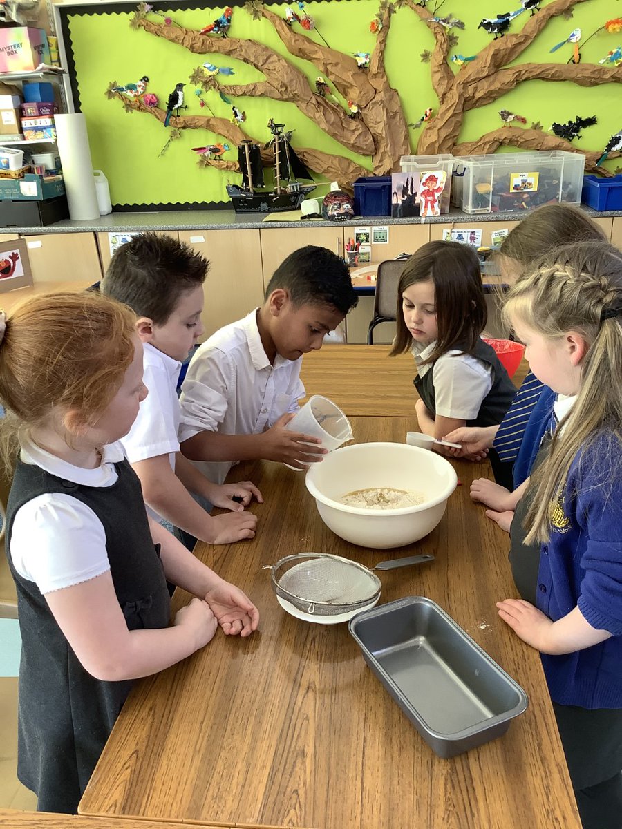 Drake Primary (@drakeprimary) on Twitter photo Year 2 pupils have been following instructions and working as a team to make bread this week. <a href="/ReachSouth1/">Reach South</a> Year 2 pupils have been following instructions and working as a team to make bread this week. <a href="/ReachSouth1/">Reach South</a>