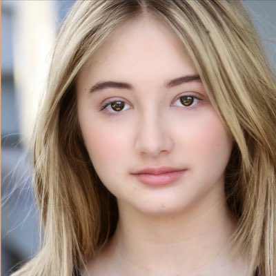 laceykatena's tweet photo. #NewProfilePic https://t.co/D8ycIYoltL