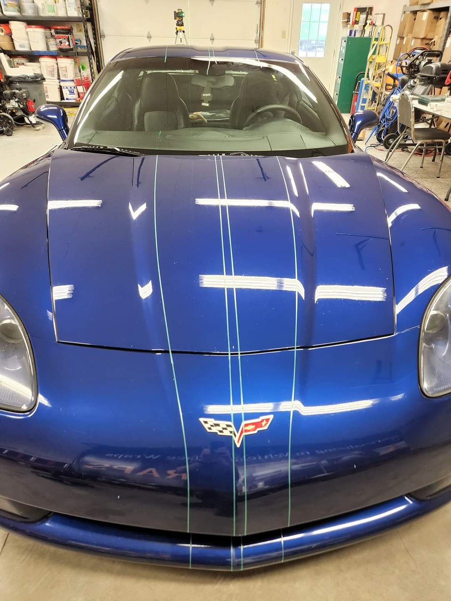 ApexWraps's tweet photo. Laser marked and hand-laid custom stripes for this corvette. Did some light polishing as well.
*This is how you do perfect pinstriping*
#vehiclebranding #vehiclewrap #apexwraps #decatur #corvette https://t.co/pYjRmRbMpS