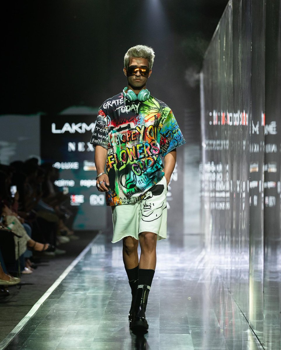 Presenting <a href="/RockWithboAt/">boAt</a> X <a href="/_huemn/">HUEMN</a> at FDCI X Lakmé Fashion Week.
<a href="/ILoveLakme/">Lakmé India</a> <a href="/fdciofficial/">FDCI</a> @r1seworldwide
#ExploreMore #LakméFashionWeek #LFW #5DaysofFashion #FDCIxLFW #BoAtatFDCIxLFW #DoWhatFloatsYourboAt #DWFYBoAt #IAmABoAtHead