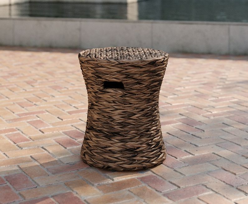 Inspired by tropical living, the Cayman collection brings a delightful spin on laid-back comfort. Featuring banana leaf style resin weave, the Cayman Drum Stool is the perfect addition to your outdoor retreat.

Discover more: bit.ly/3MkP3pb