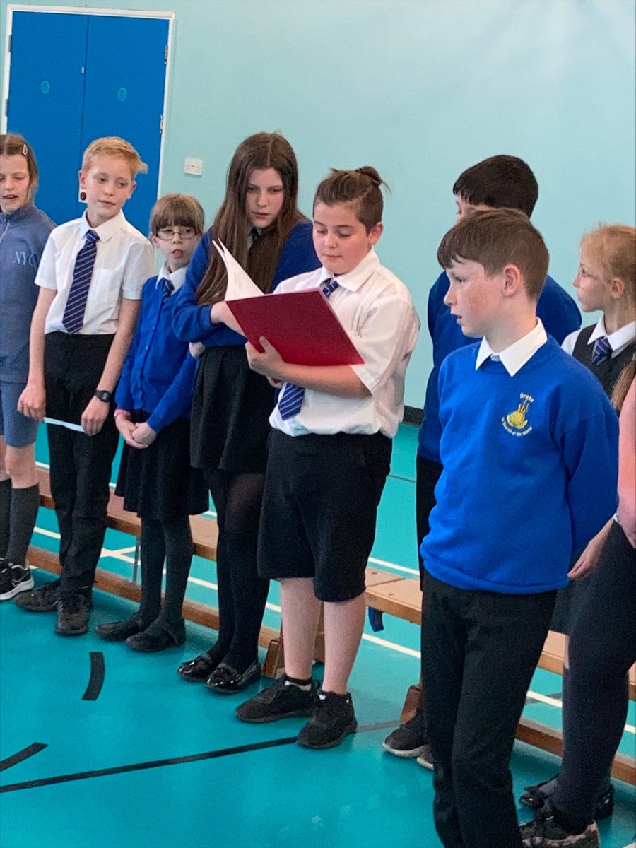 DrakePrimary's tweet image. What a great curriculum assembly! Thank you to Year 6 for sharing their historical knowledge. @ReachSouth1