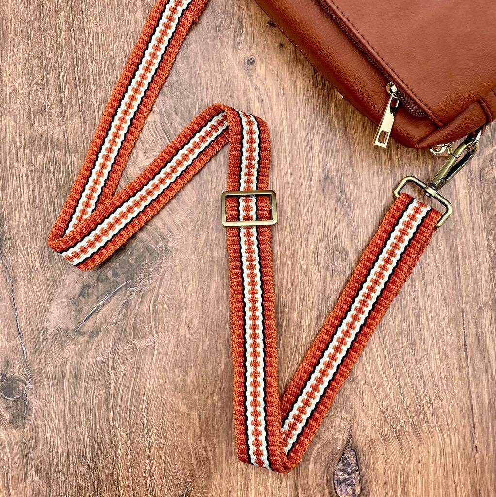 Day 41: #the100dayproject 

I love the tone-on-tone of this strap in orange! Available this Sunday at @womenscraftcelebration 🧡

#100daysofnc #upgradeyourbag #uniqueaccessories #personalized #handwoven #crossbodypurse #crossbodystrap #artisanmade #wi… instagr.am/p/CbiBU9fLJUD/