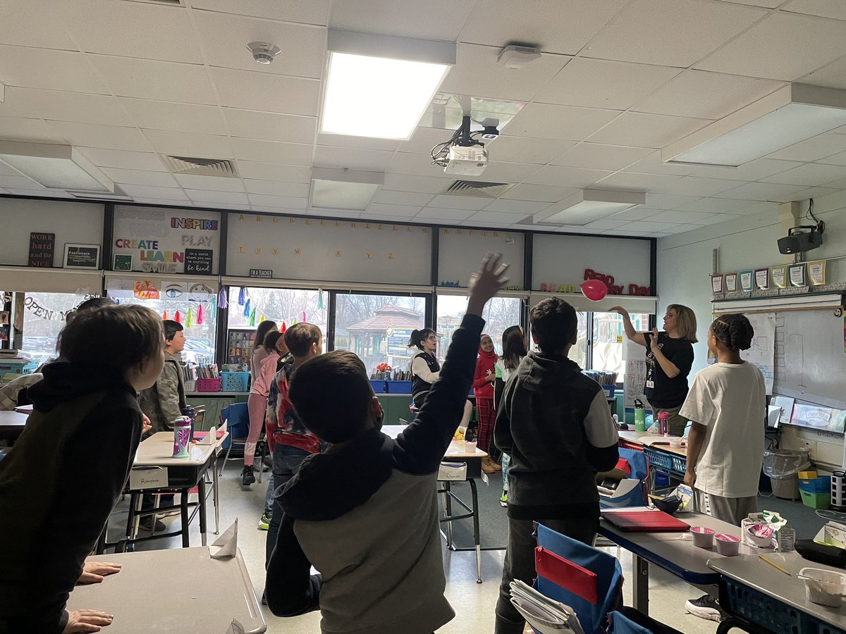 So much fun synergizing this morning - thanks to @missmoleySH and <a href="/MissTaboni/">Miss. Taboni</a> classes for teaching us all about habit 6!