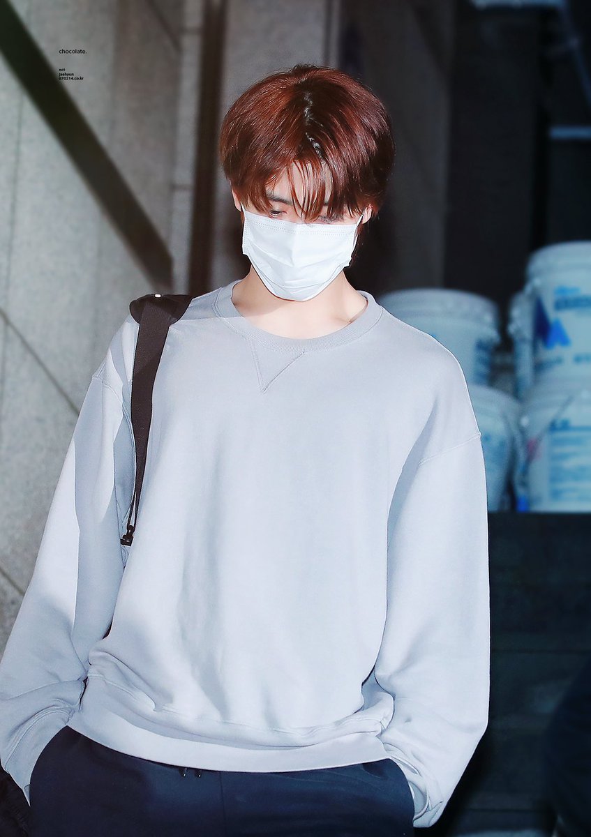 슬휘였던것 tweet media