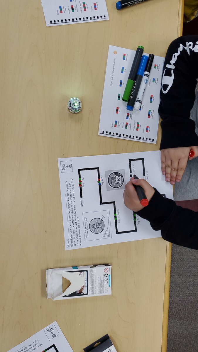 Joanna Strickland tweet media