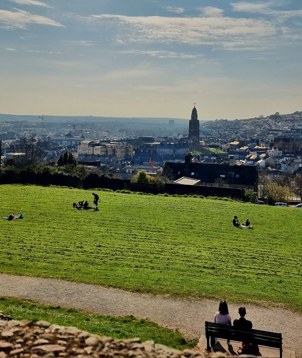 Found: The Sun (missing since 2021). May be sighted all weekend! Woohoo!!
#sunisback #weekendvibes #openallweekend #cork