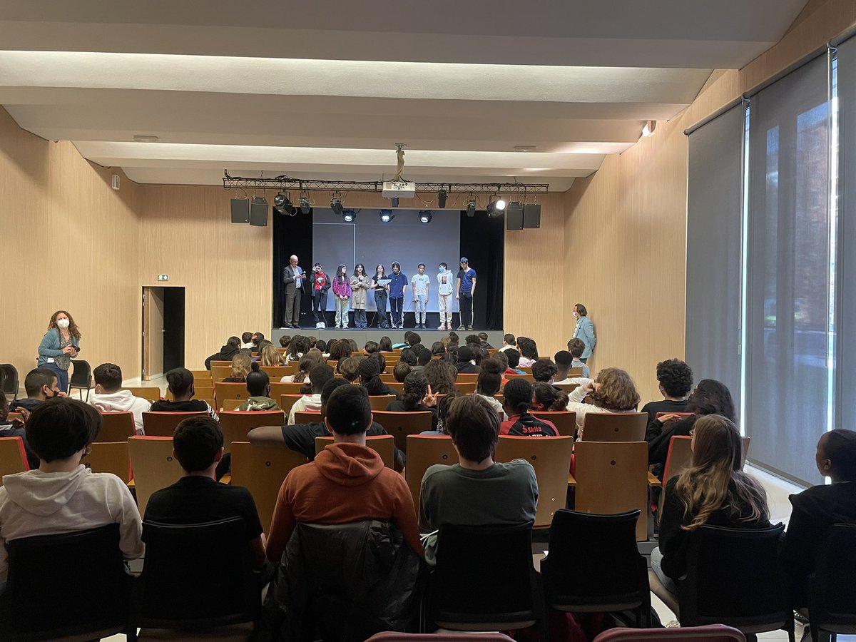 Clg Mme de Staël 75015 tweet media