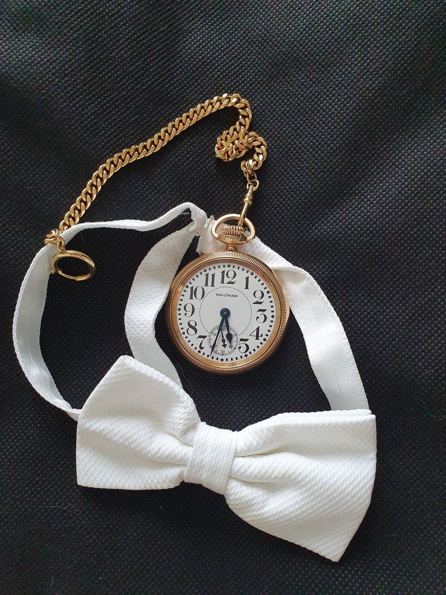 Waltham-kello pääsee pitkästä aikaa frakkijuhliin <a href="/indecsry/">Indecs ry</a>