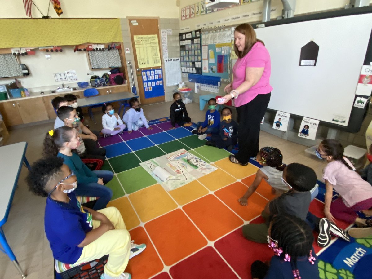 BCPSMIL's tweet photo. Mrs. Yasmin’s Ss helped Ozobot retell the story “When Daddy’s Truck Picks Me up” this morning. They created pivotal settings in the story as bot drove to school. So cool! @sfisherBCPS @megpshay @delmendorf @MrFilderman @HebbvilleES @kshenton1 #bcpsmakes https://t.co/8fj35fytM2
