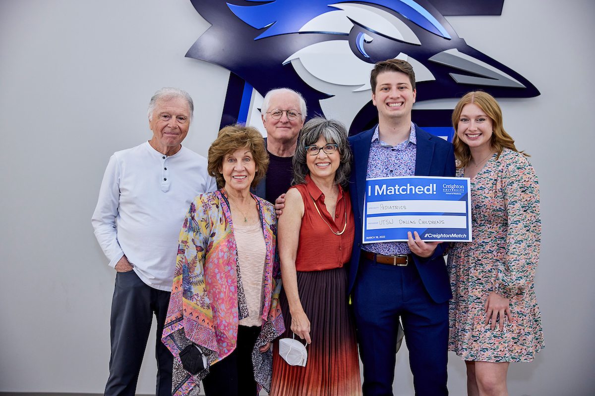 CreightonSOM's tweet photo. It was a week ago today and we're still smiling from the excitement of Match Day 2022! For our Phoenix campus, this was the first Match Day since the opening of @Creighton School of Medicine's full four-year campus in Arizona. #CreightonMatch 💙 https://t.co/X71WZP6hoD