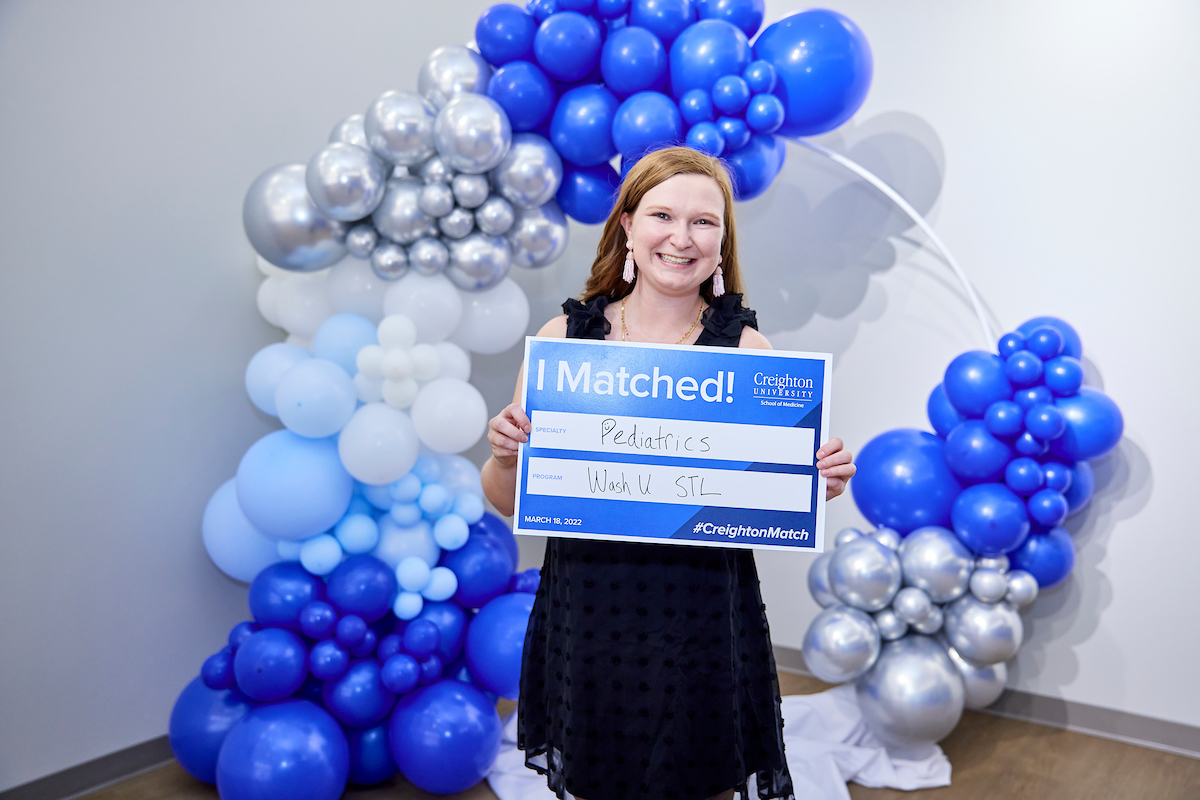 CreightonSOM's tweet photo. It was a week ago today and we're still smiling from the excitement of Match Day 2022! For our Phoenix campus, this was the first Match Day since the opening of @Creighton School of Medicine's full four-year campus in Arizona. #CreightonMatch 💙 https://t.co/X71WZP6hoD
