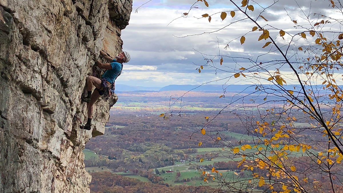 conservationall's tweet image. #FundedProjectFriday #GranteeSpotlight @gunksclimbers  - Milbrook, NY
Funded in 2021 -Millbrook Mountain Conservation Initiative—Ant Lion Crag: To purchase the 86-acre Millbrook Mountain’s Ant Lion Crag and open 70+ climbing routes. Keep reading: bit.ly/3KnyJCi
📸 Bealor