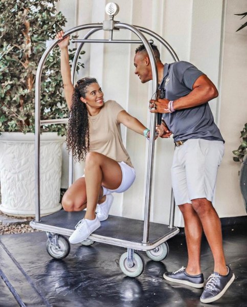 Sharing from #ForbesIndustiesClient Four Season Las Vegas <a href="/FourSeasons/">Four Seasons Hotels</a>
"Rolling into the weekend for a getaway has its perks.  #fourseasons #couplestravel #lasvegas #lasvegasstrip #lasvegaslocals