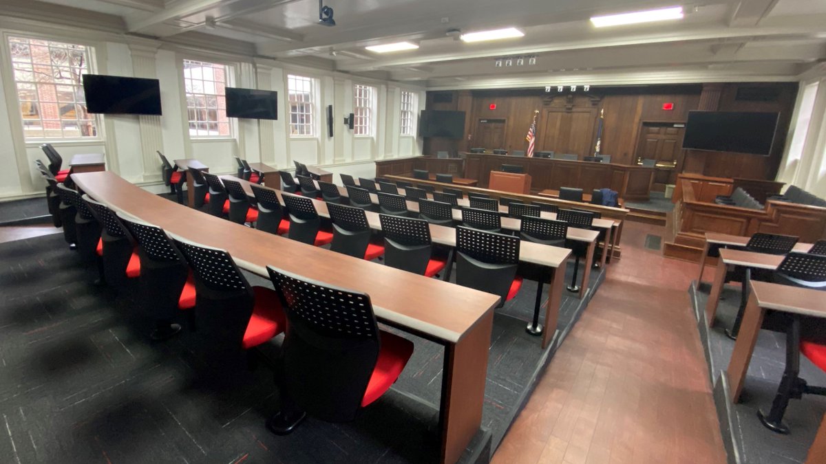Sedia_Systems's tweet photo. University of Louisville School – Louis D. Brandeis School of Law

#HigherEducationDesign #FixedSeating #SeatingSolutions #LectureHall #Auditorium #Classroom https://t.co/i1VvUCHNLA