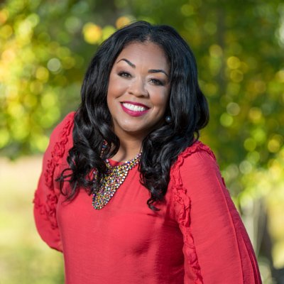 Are you looking for a coach that challenges you, brightens your day, and leaves you motivated to achieve your goals? Well look no further - meet Genena Armstrong. Learn more about her executive experience and coaching style: ow.ly/aOOX50Io2Mp