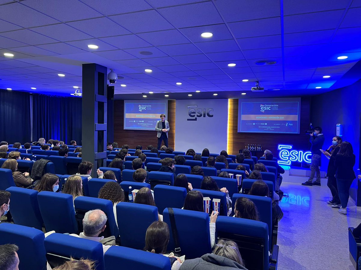 ESICValencia's tweet photo. ¡Esto empieza! #GeneraciónESIC, una experiencia única, donde a través de profesionales, su recorrido profesional y sus sueños, descubrirás las profesiones más demandadas para trabajar en un futuro. https://t.co/FZi0u7SLPe