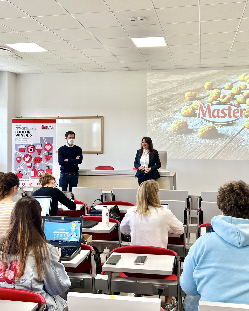 Ospite in aula, Alberto Bianco, #marketing manager di Master, azienda italiana con sede a Vedelago (TV), specializzata nella produzione di #gnocchi di patate fresche.

<a href="/io_master/">Master Gnocchi</a> <a href="/PiaFavaretto/">Maria Pia Favaretto</a> <a href="/IUS_VE/">IUSVE - Istituto Universitario Salesiano Venezia</a>