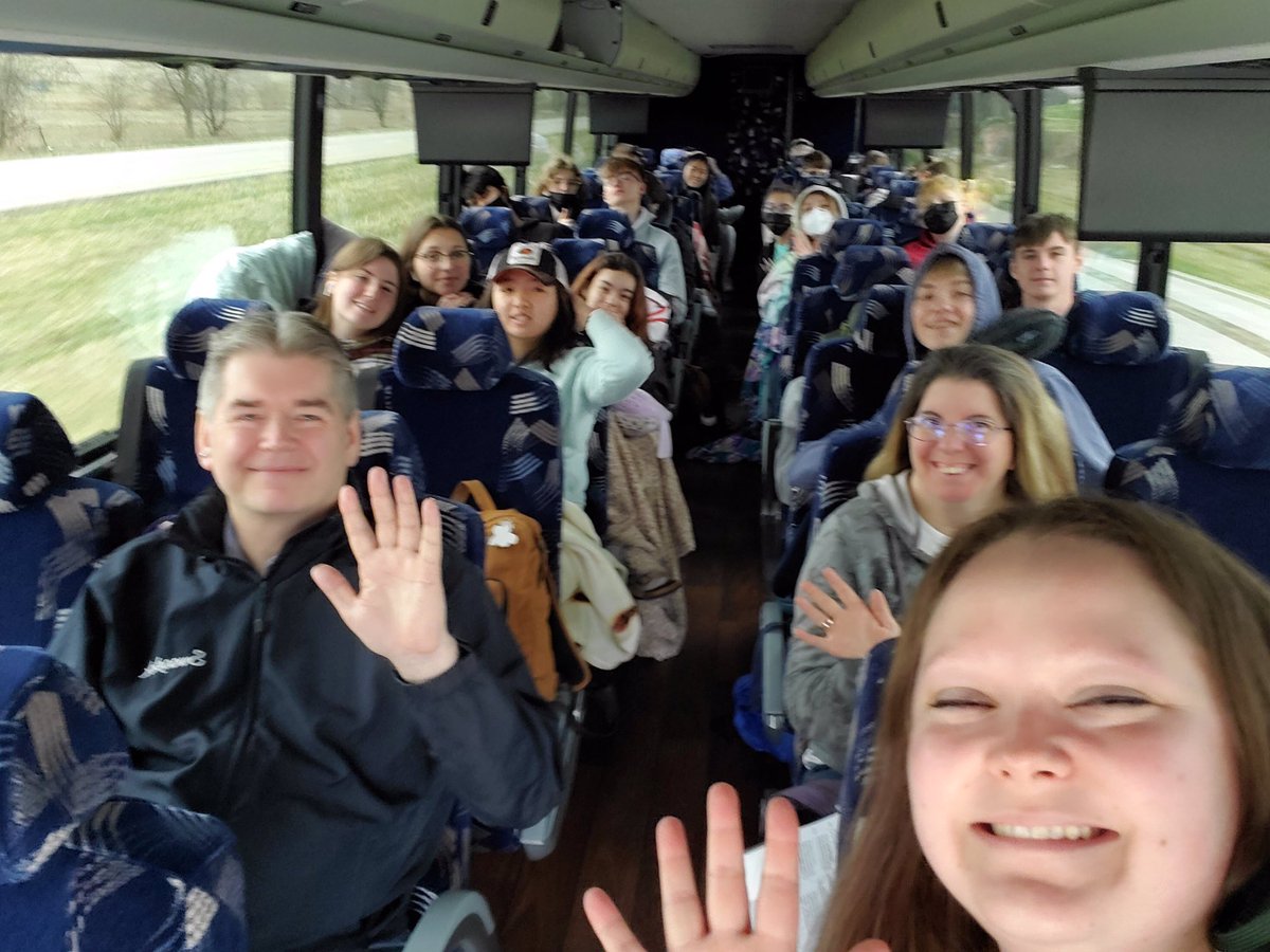 BBHHSBand's tweet photo. Off we go! @MrPasternakBand @mrsasteyradak https://t.co/PSIhs7qDd7