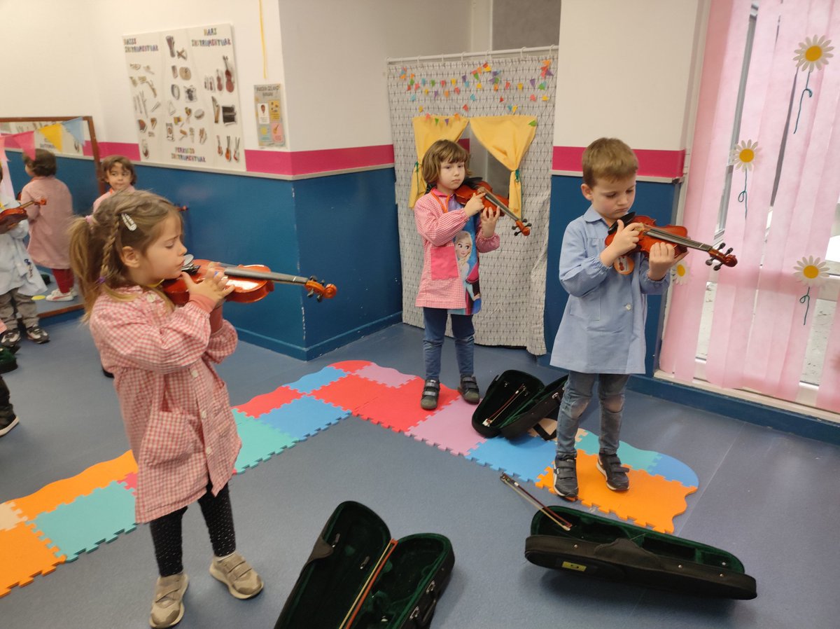 HHmusika tweet media