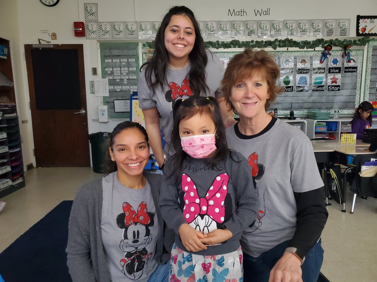 Favorite Book Character Day! #ReadingWeek loving their creative minds!🥰 @ParkPrinc @EMercadoAP