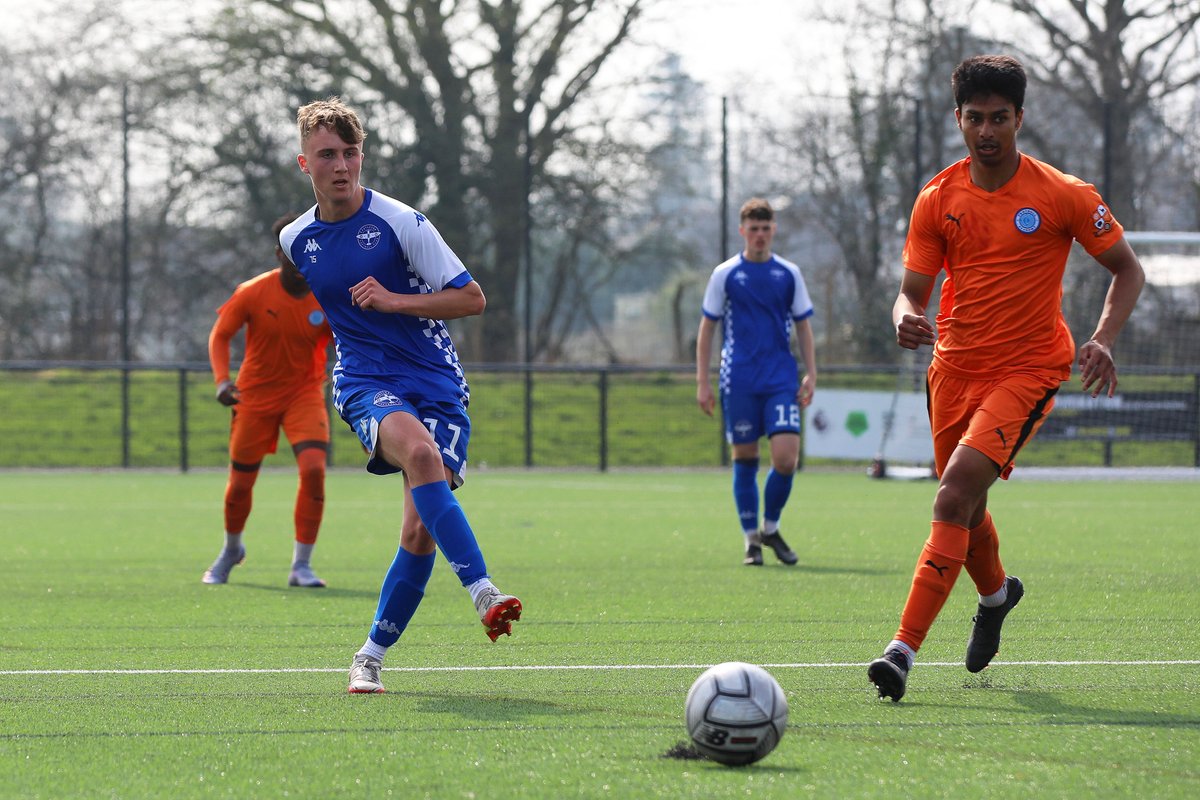 EastleighFCAcad's tweet photo. @TacticLeague 📸 Our young #Spitfires in action today at Stoneham Lane Football Complex 👏 https://t.co/4UeEkB5I4u