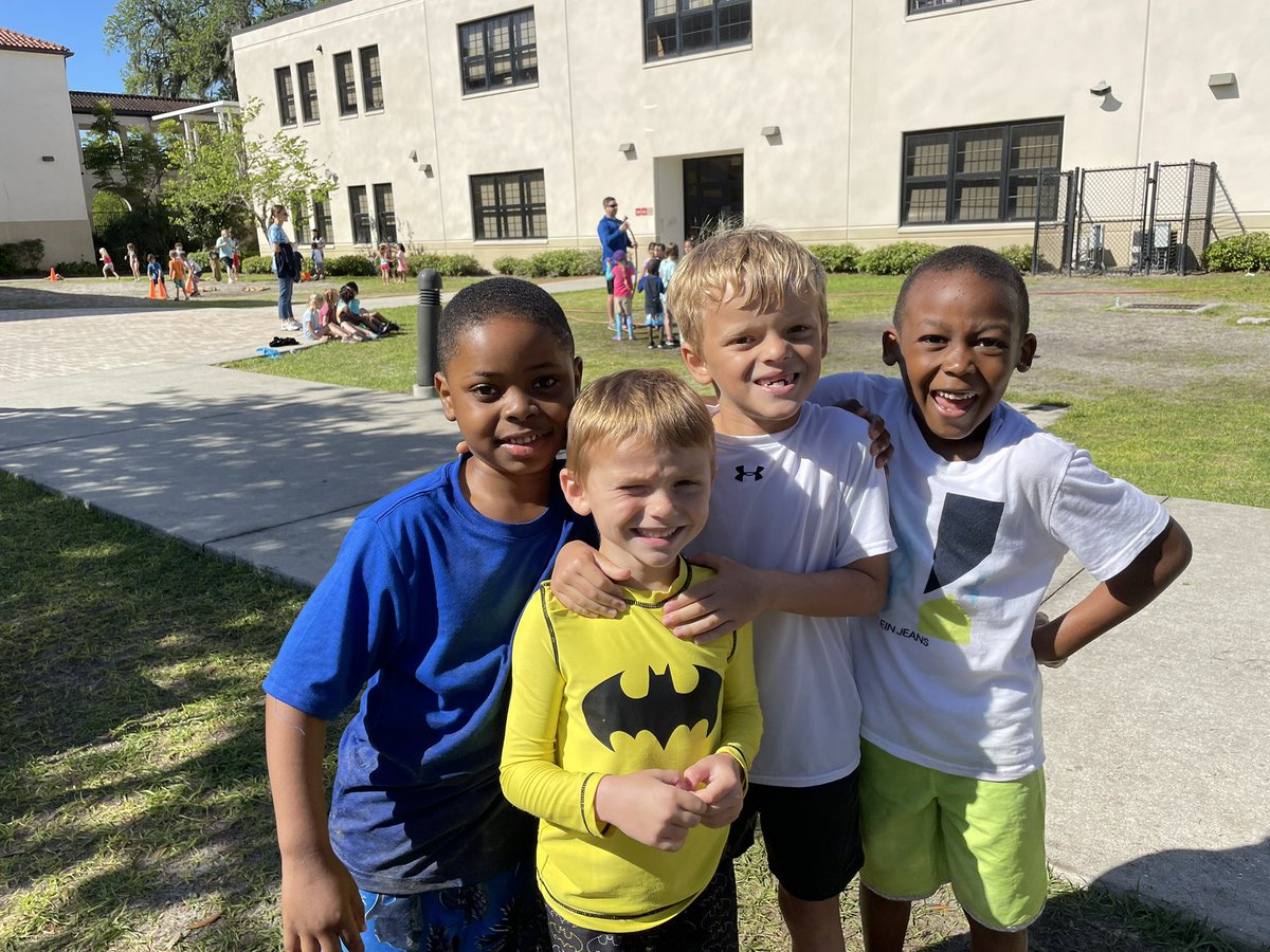 simmskinderland's tweet photo. A very successful FIRST field day for ALL of us!!! ☀️ 💦 🥳 Shout out to our parents and Mr.Burleigh for making it happen! https://t.co/PBfjzTk4qx
