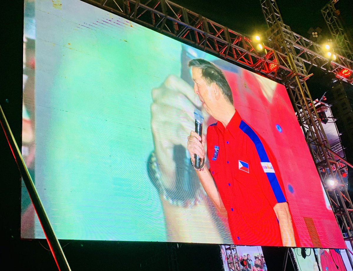 NOW: Presidential candidate @IskoMoreno Domagoso speaks before thousands of Batangueños at the proclamation rally of Team Bagong Lipa. Sen. Ralph Recto, who is unopposed in his run as representative of the 6th district of Batangas, introduced Domagoso. #Halalan2022 @ABSCBNNews