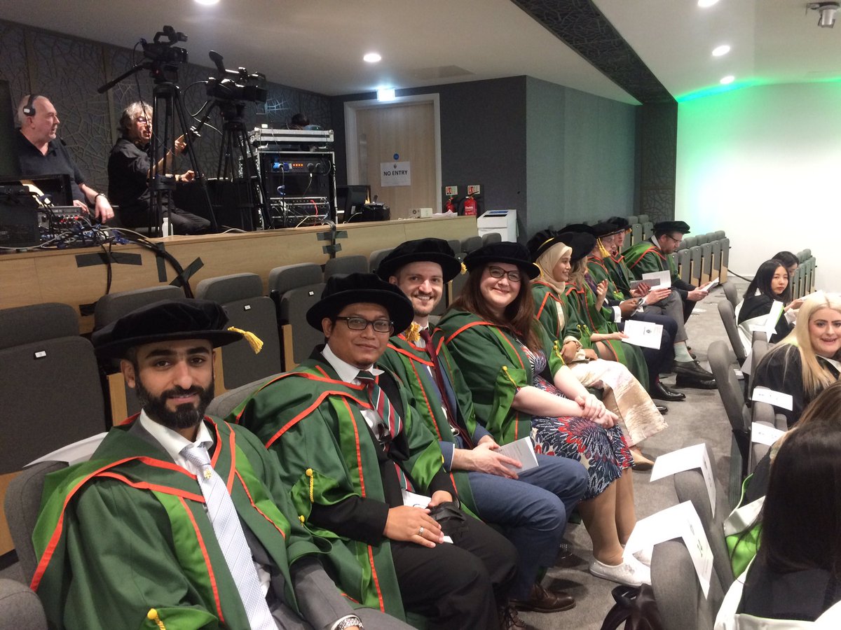 PGRLeedsLaw's tweet photo. Fabulous to see all our new @Law_Leeds Drs graduating! I feel like a proud parent 🙂 https://t.co/FsvNAlfSNy