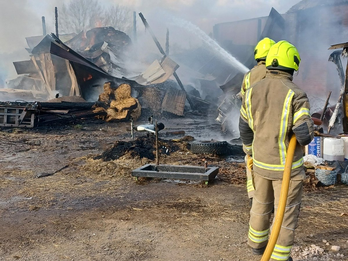 Seven fire engines and 35 firefighters have responded to a severe fire involving several tonnes of straw in #Halesowen. It's off Illey Lane, which is closed between Bromsgrove Road and Kitwell Lane.