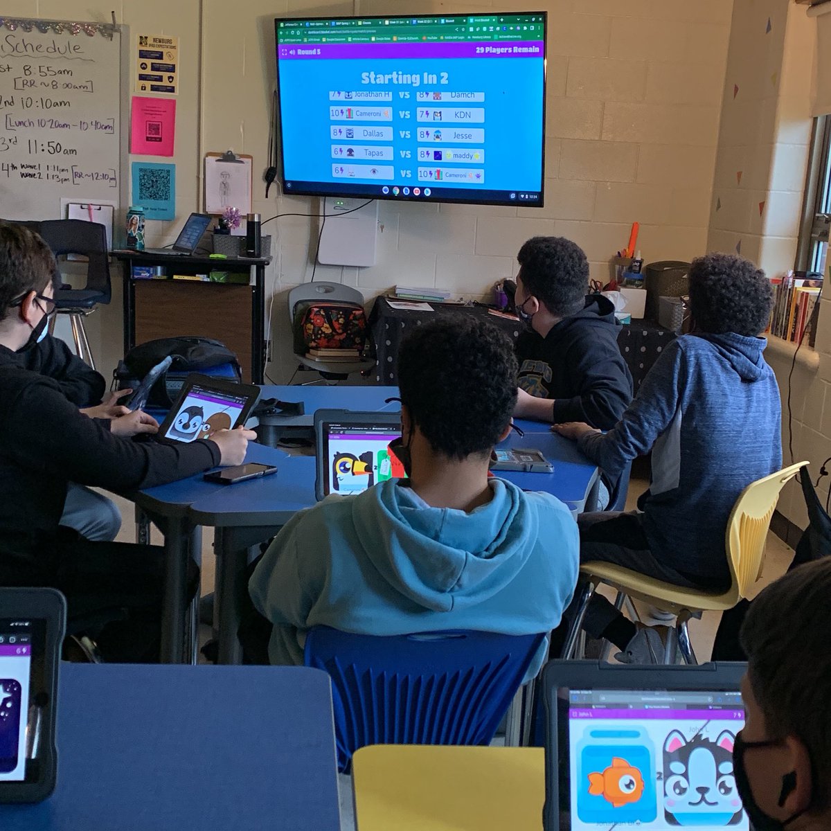 MsHannahLipman's tweet photo. Battle Royal w/ @PlayBlooket to practice evidence, reasoning, and ethos/pathos/logos for the win 🏆 #AREyouJCPS #DigitalEquity #EngagedLearning #LearningIsFun @ThinkCERCA @DigitalPromise @JCPSDigIn @kygodigital @Newburg_JCPS https://t.co/9iKDmFiZ7l