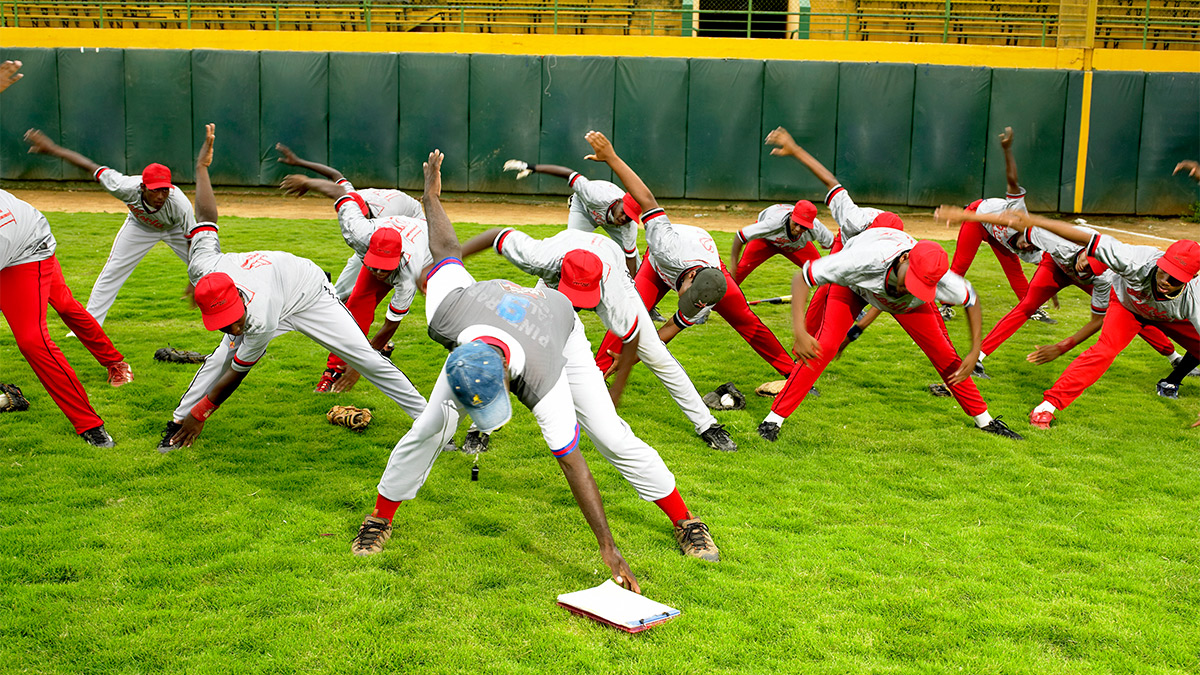 A recent report from <a href="/Gallup/">Gallup</a> suggests that the way people work together as a #team will ultimately contribute more to #resilience than dealing with external stressors.

#TeamBuilding
hbr.org/2022/03/3-prac…