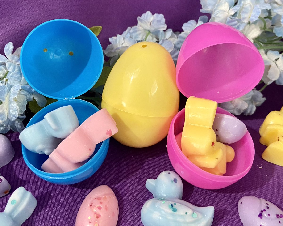 M_S_Krafts's tweet photo. Our update is LIVE! ✨🕯

We have a bunch of new wood wick candles, wax melts and even a customized birthday wax melt box now available 

Don’t forget to check out our Easter special! You could potentially win a coupon towards your next purchase! 💰

https://t.co/1vn0KYW3ee https://t.co/xi56vtv6S7