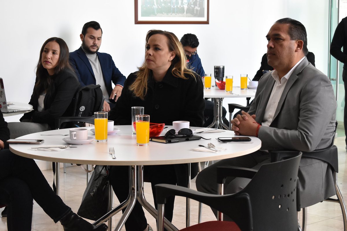 canacochih's tweet photo. ¡Bienvenidos nuevos Socios Canaco! 
El día de ayer, el Edificio Empresarial Canaco fue la sede del Desayuno de Nuevos Socios, en donde se dieron a conocer a detalle los servicios a los que pueden acceder y mejorar sus negocios.
#TodosSomosCanaco #135AñosCanacoChihuahua https://t.co/X3i07QrSAv