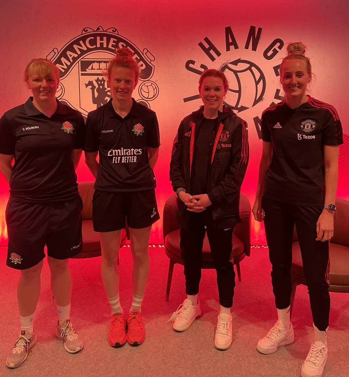 🎤 A fantastic day at <a href="/ManUtd/">Manchester United</a> #Changethegame panel with <a href="/GeorgieBoyce/">Georgie Boyce</a> and <a href="/laurajacko22/">Laura Jackson</a> part of a number of interesting panels talking all things women’s sport 👊

<a href="/ManUtdWomen/">Manchester United Women</a> 🤝 @NW_Thunder 

💥 #ThunderisComing