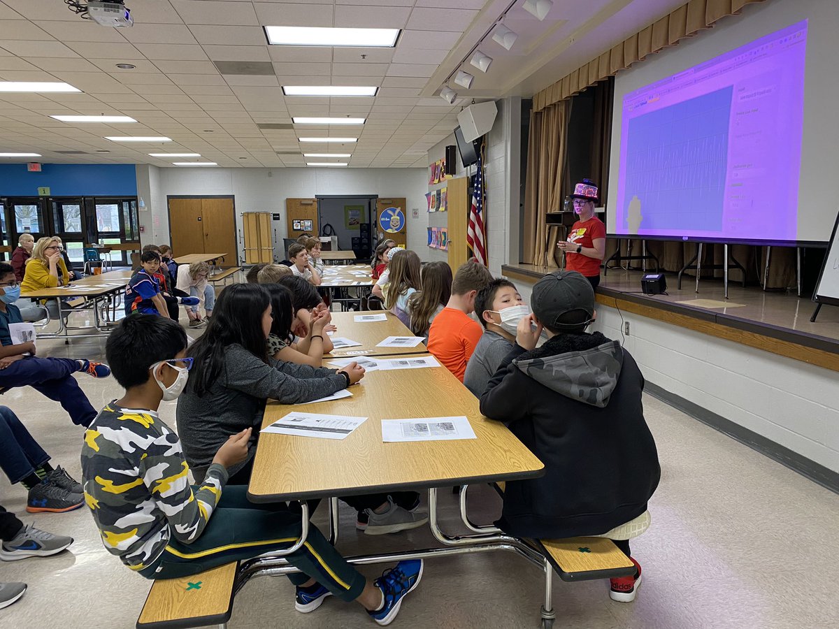 Howell5thGrade's tweet image. Thank you @clavinator for sharing your expertise on sound and waves to help us wrap up our science unit on sound energy! @wesDCSD @sclark220