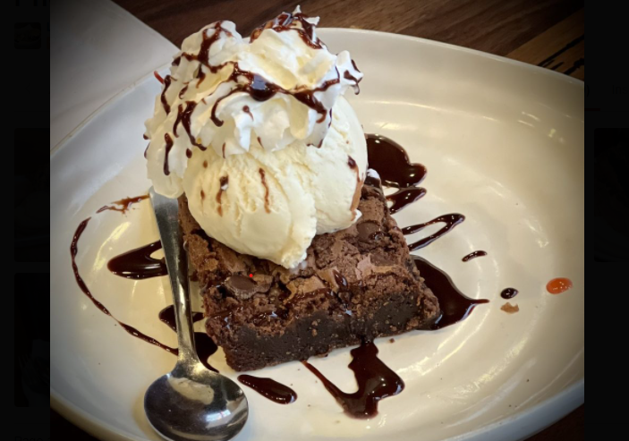 Cheat meal approved! 🙌🙏
📷- Jeff C. 
.
lockhartsbbq.com ⁣
⁣⁣📞 248-584-4227⁣⁣ ⁣⁣
🚗 UberEats⁣⁣

#LockhartsBBQ #RealBBQ #MichiganEats #BBQ #RoyalOak #BBQlovers #Barbecue #BBQaddiction #OpenWeStand