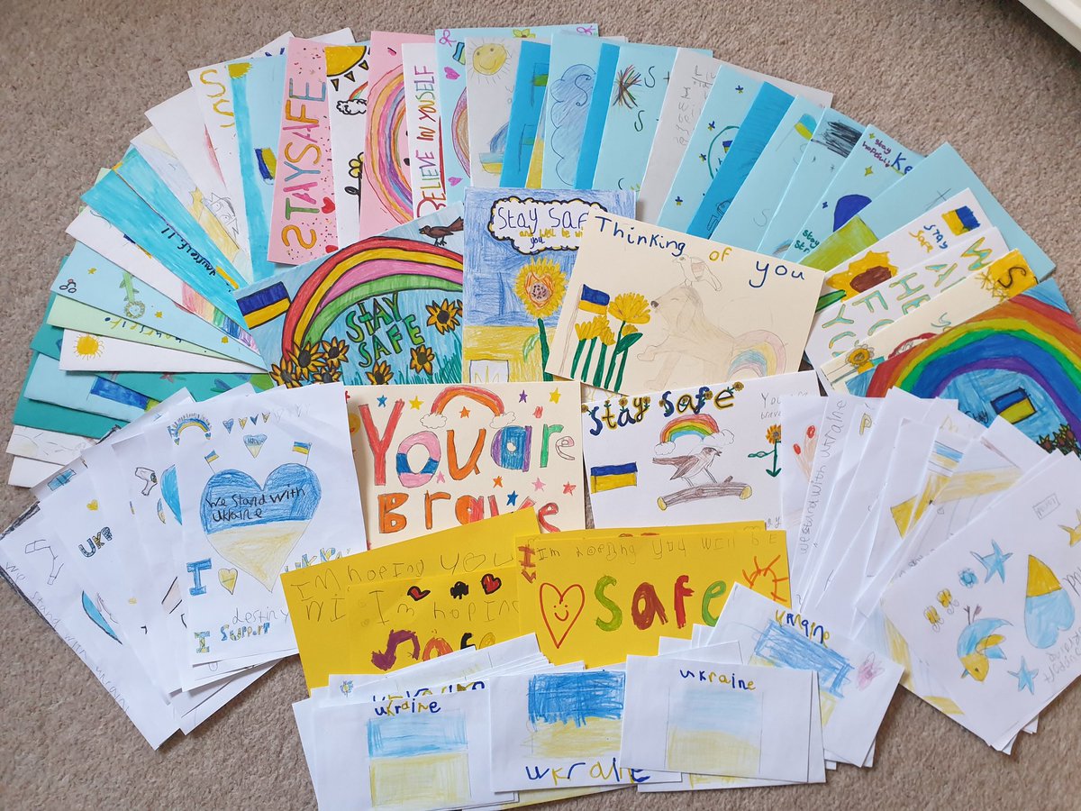 WPSYear5Gwyrdd's tweet photo. Over 90 beautiful cards and messages for support ready for sending to Ukraine. @Bookishcrick @LittleToller @WPSYr4Melyn @wpsyear1gwyrdd @Year1melyn @WillowtownPri @WillowtownDHT https://t.co/ltXn9O1hv6