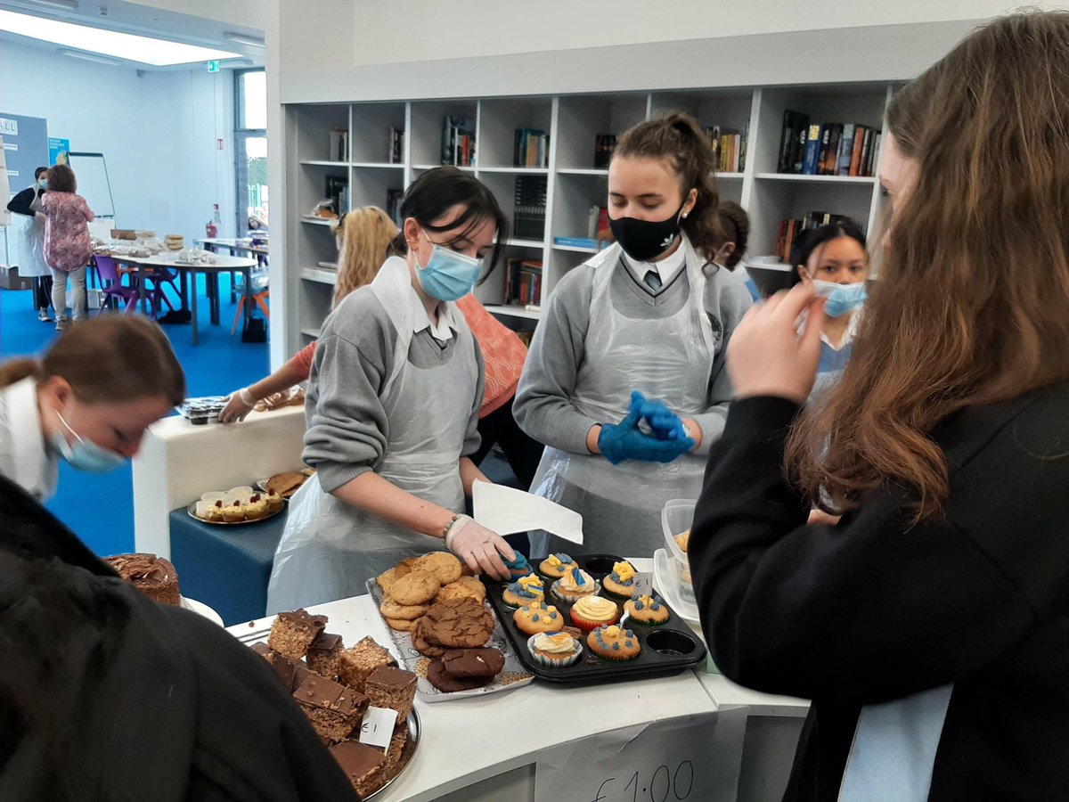 OideAoife's tweet photo. What a fantastic day in @Kingswoodcc16 . Our school community raised a whopping €1302 for @irishredcross for Ukraine 🇺🇦 Well done to our TY’s and Student Council. A massive thank you to Caroline and Dan in @SuperValuIRL Knocklyon and Walkinstown for their donations of cakes. https://t.co/QauZAbRjYX